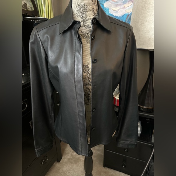 Leather Ladies Jacket/Top - Picture 3 of 5